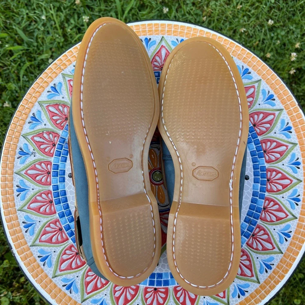 Vintage Eastland 2-Eye Boat Shoes Men's 9.5E Blue Tan Leather Made in USA Vibram